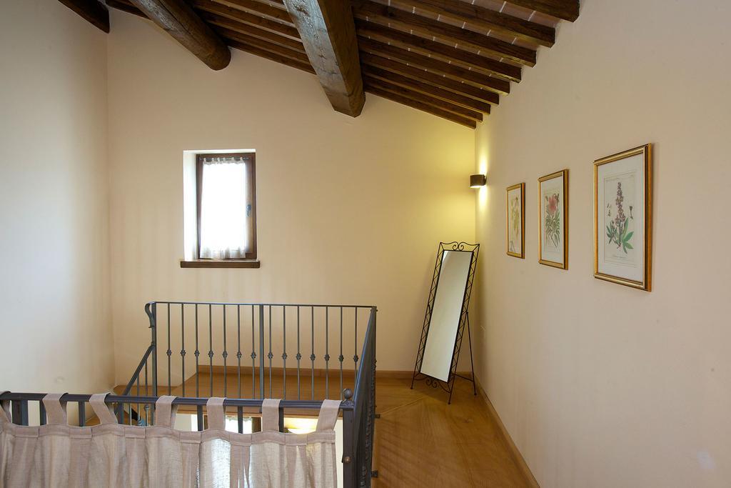 Agriturismo Paradiso 44 Assisi Exterior photo